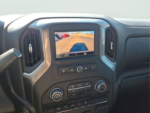 Used 2025 Chevrolet Silverado 1500 Custom image 17