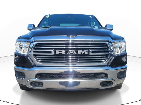 Used 2024 RAM 1500 Laramie AWD/4WD image 2