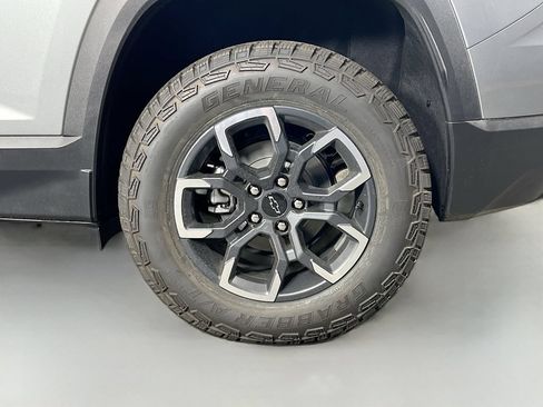 New 2026 Chevrolet Equinox ACTIV w/ Convenience Package III AWD/4WD image 31