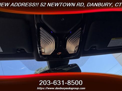 Used 2020 BMW 330i xDrive Sedan w/ M Sport Package AWD/4WD image 24