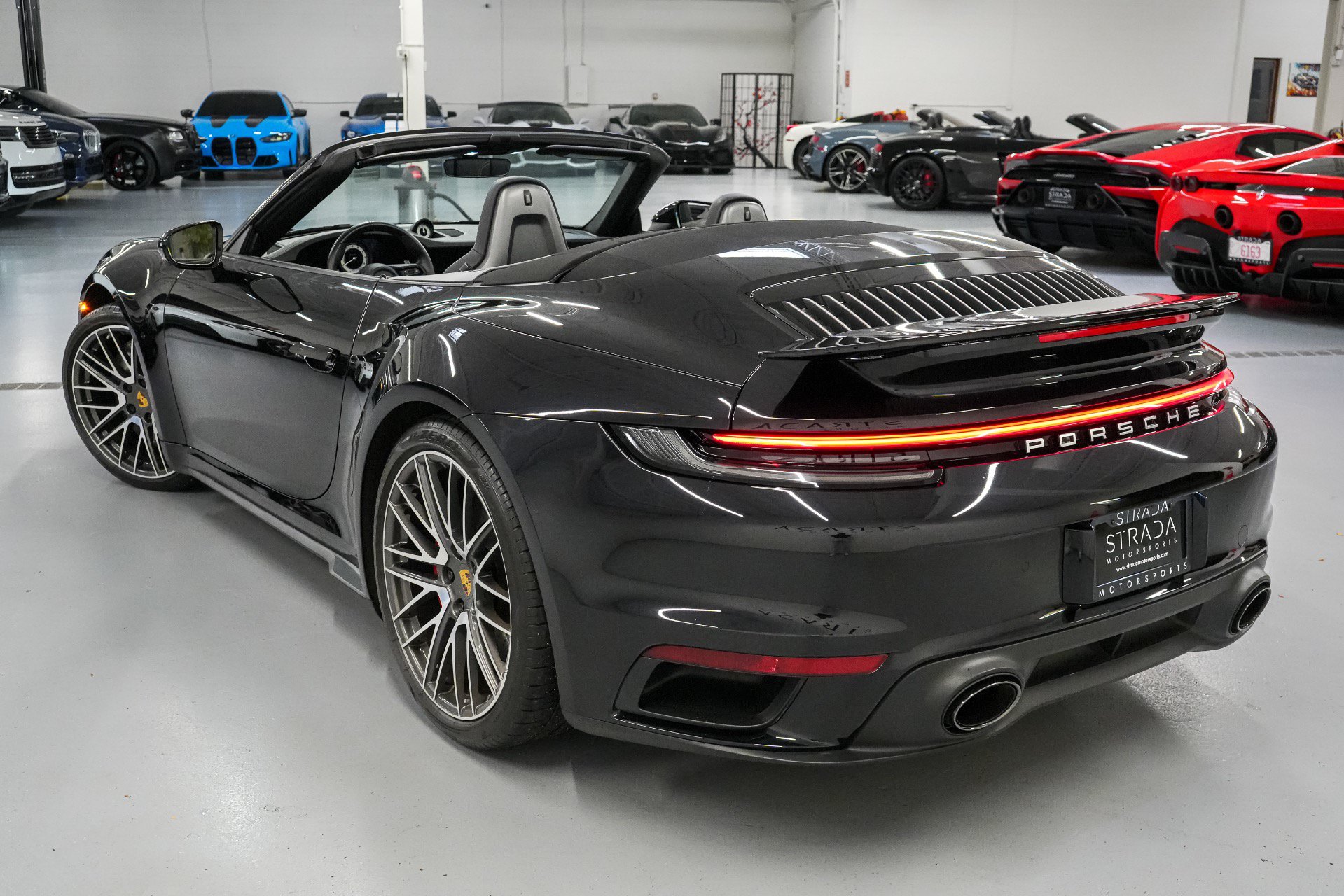 Used 2021 Porsche 911 Turbo AWD/4WD image 4