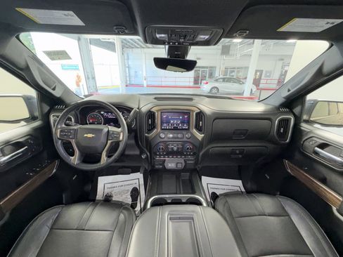 Used 2020 Chevrolet Silverado 1500 High Country w/ Technology Package image 23