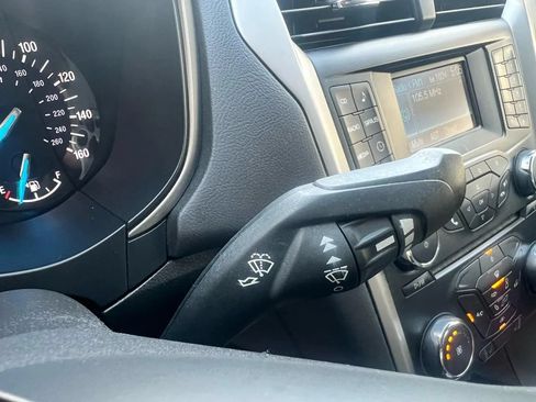 Used 2014 Ford Fusion SE w/ Equipment Group 202A FWD image 14