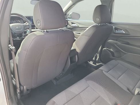 New 2026 Chevrolet Trax RS FWD image 11