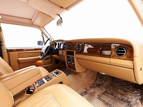 Used 1990 Rolls-Royce Silver Spur II image 60
