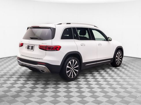 Used 2023 Mercedes-Benz GLB 250 4MATIC image 5