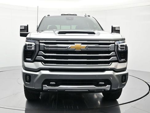 New 2026 Chevrolet Silverado 2500 High Country w/ High Country Premium Package AWD/4WD image 2