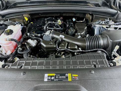 Used 2024 Jeep Grand Cherokee L Altitude image 33