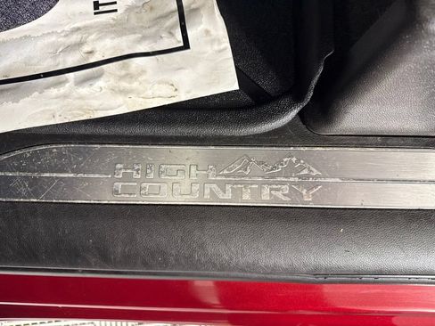 Used 2019 Chevrolet Silverado 1500 High Country w/ High Country Premium Package AWD/4WD image 15