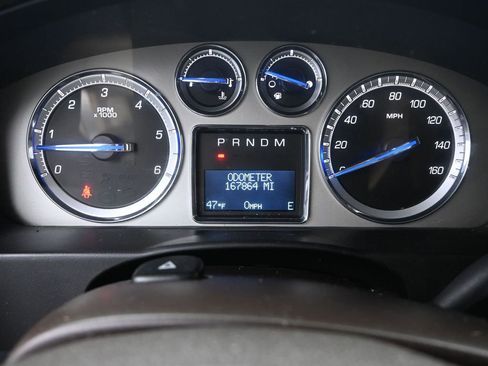 Used 2013 Cadillac Escalade Luxury image 33