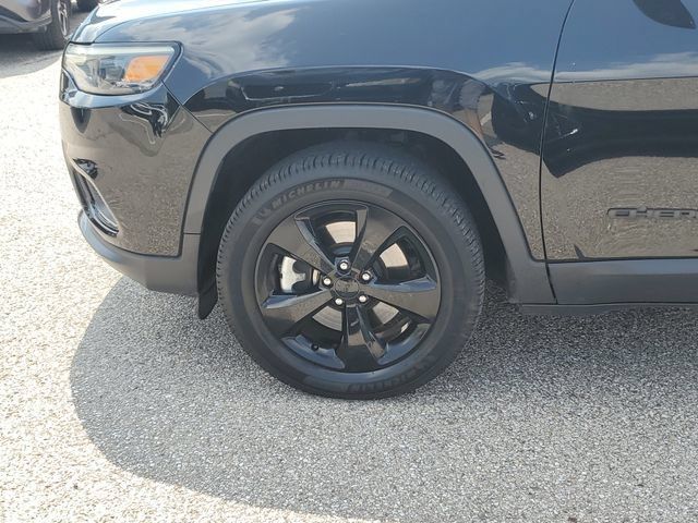 Used 2021 Jeep Cherokee Latitude Plus AWD/4WD image 8