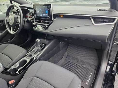 Used 2022 Toyota Corolla Hatchback image 35