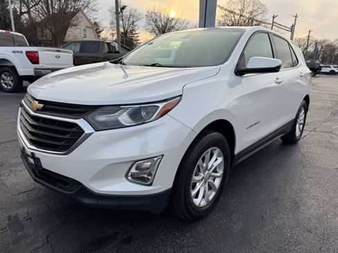 Used 2019 Chevrolet Equinox LT image 3