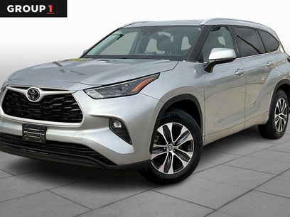Used 2022 Toyota Highlander XLE