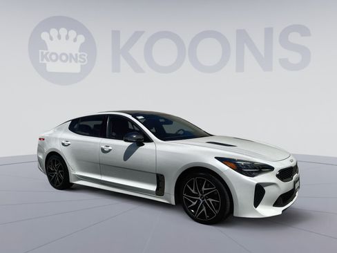 Used 2023 Kia Stinger GT-Line w/ Sun & Sound Package AWD/4WD image 10