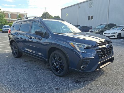 Certified 2025 Subaru Ascent Bronze Edition image 2