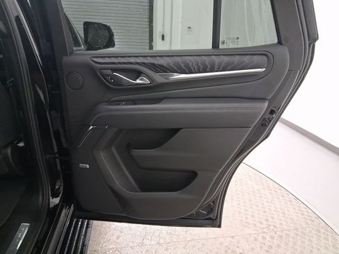 Used 2023 GMC Yukon Denali w/ Denali Reserve Package image 33