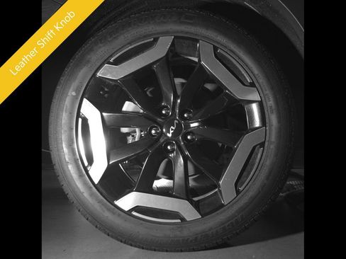 Certified 2023 Kia Telluride S FWD image 13