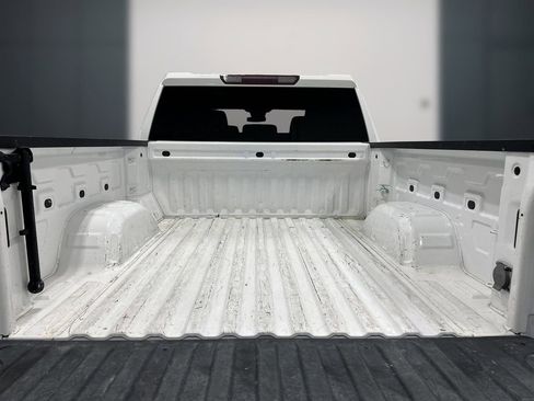Used 2022 GMC Sierra 1500 Elevation RWD image 11