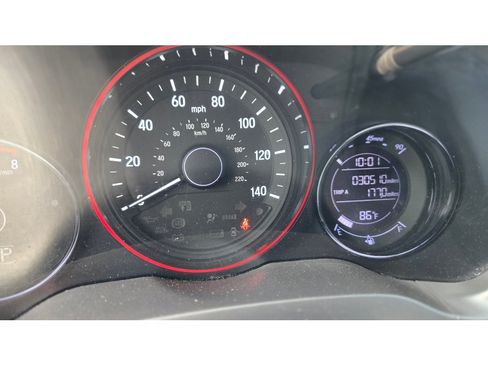 Used 2022 Honda HR-V LX image 27