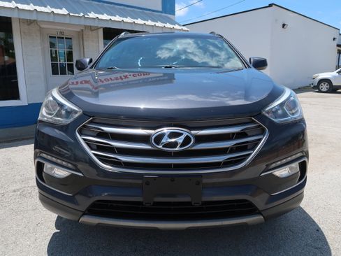 Used 2017 Hyundai Santa Fe Sport AWD/4WD image 5