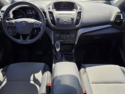 Used 2018 Ford Escape SE image 12