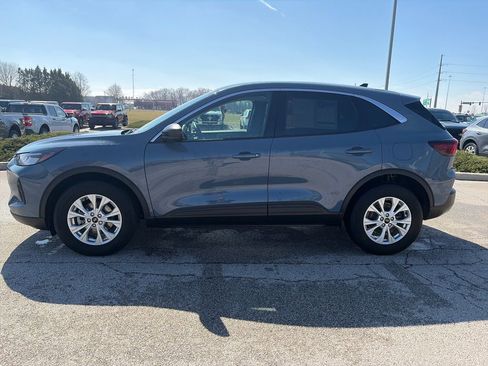 Used 2023 Ford Escape Active w/ Tech Pack #1 AWD/4WD image 4