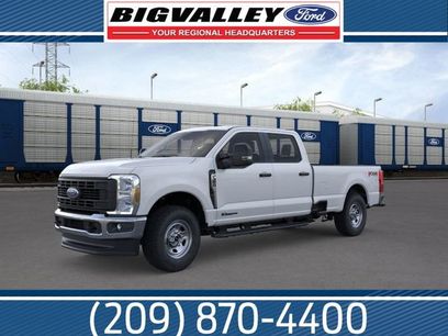 New 2026 Ford F350 XL w/ FX4 Off-Road Package