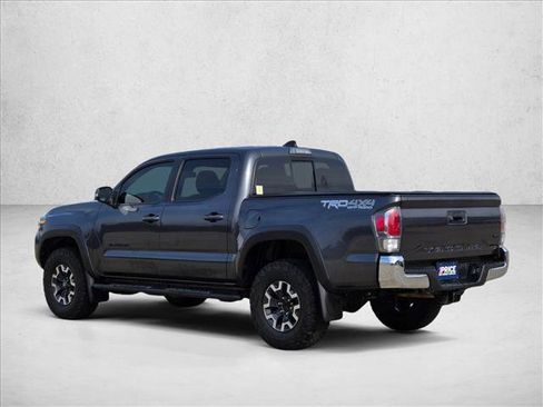 Used 2022 Toyota Tacoma TRD Off-Road AWD/4WD image 7