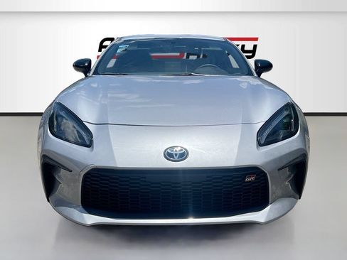 Used 2026 Toyota GR86 Premium w/ ALL Weather Mat Package (TMS) RWD image 2