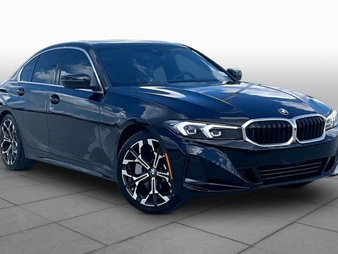 Used 2026 BMW 330i Sedan w/ Convenience Package RWD image 2