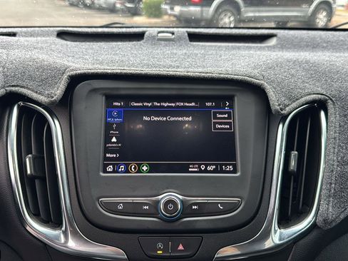 Used 2024 Chevrolet Equinox LT image 16