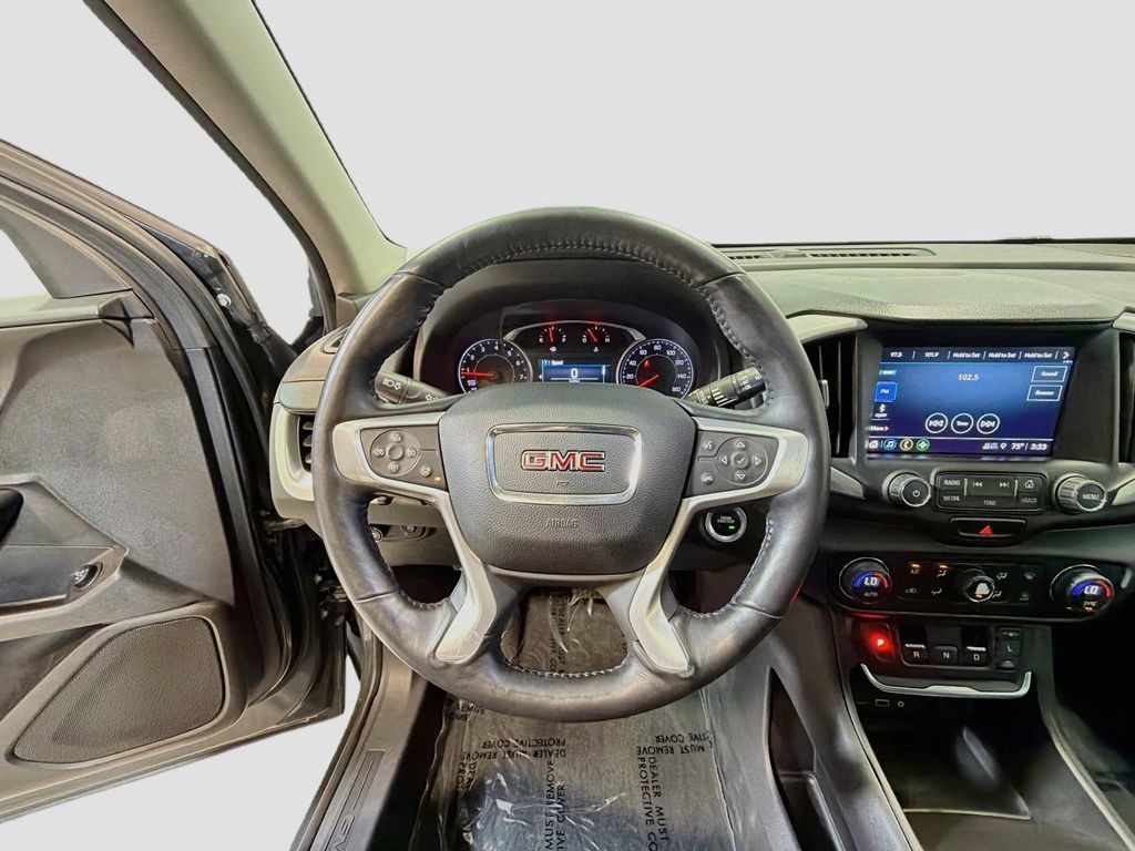 Used 2018 GMC Terrain SLT w/ Preferred Package FWD image 11