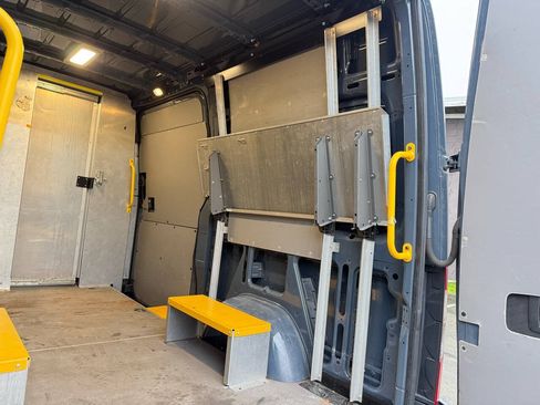 Used 2019 Mercedes-Benz Sprinter 144 image 26
