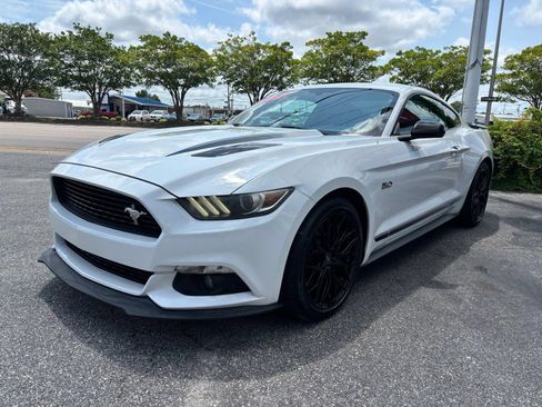 Used 2017 Ford Mustang GT Premium w/ Equipment Group 401A RWD image 7