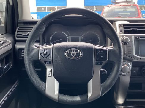 Used 2019 Toyota 4Runner SR5 Premium AWD/4WD image 14