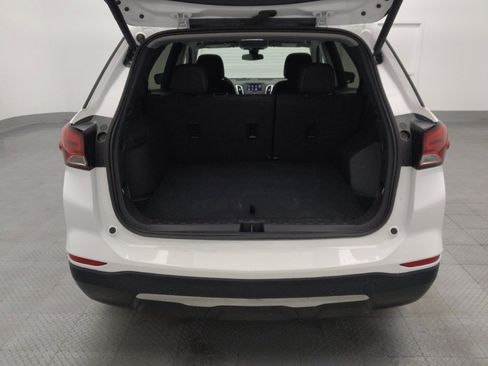 Used 2024 Chevrolet Equinox LT image 29