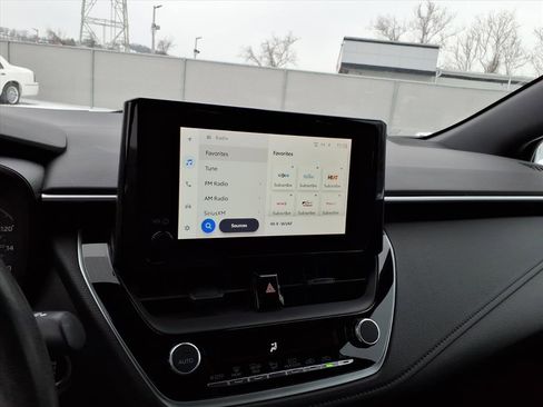 Used 2023 Toyota Corolla SE image 19