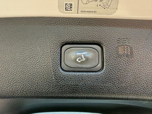 Used 2017 Ford Edge Sport w/ Equipment Group 401A AWD/4WD image 19