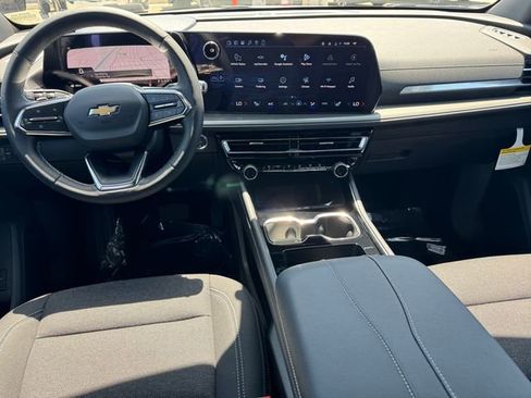 New 2026 Chevrolet Traverse LT FWD image 12