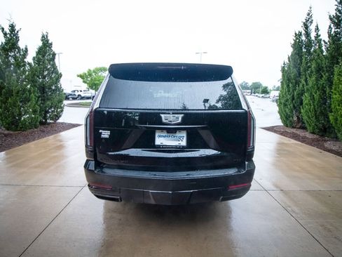 Used 2026 Cadillac Escalade Sport w/ LPO, ONYX Package AWD/4WD image 9