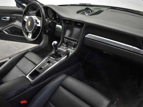 Used 2012 Porsche 911 Carrera S image 15
