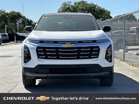 New 2026 Chevrolet Equinox LT w/ Safety and Technology Package image 7