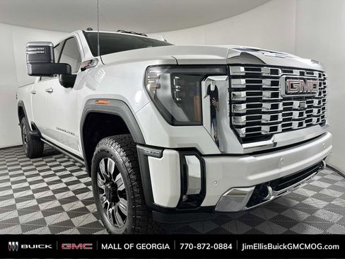 New 2025 GMC Sierra 2500 Denali w/ Denali Reserve Package image 2