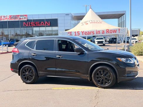 Used 2018 Nissan Rogue S FWD image 7