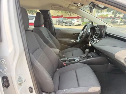 Used 2024 Toyota Corolla LE FWD image 27