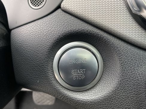 Used 2019 Mercedes-Benz GLA 250 250 image 37