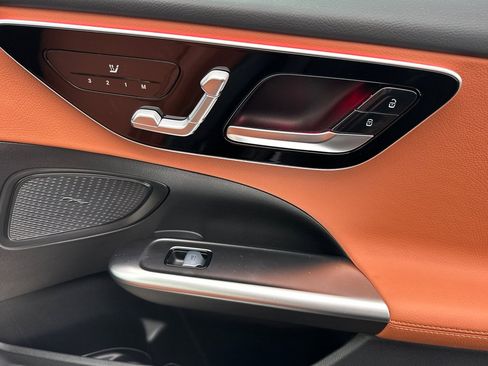 Used 2022 Mercedes-Benz C 300 4MATIC Sedan image 18