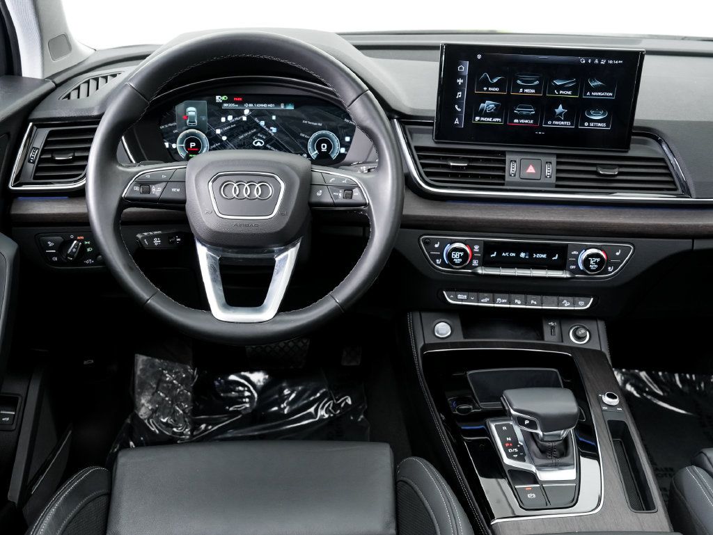 Used 2021 Audi Q5 e Prestige AWD/4WD image 15