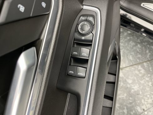 Certified 2022 Chevrolet Silverado 1500 LT image 9